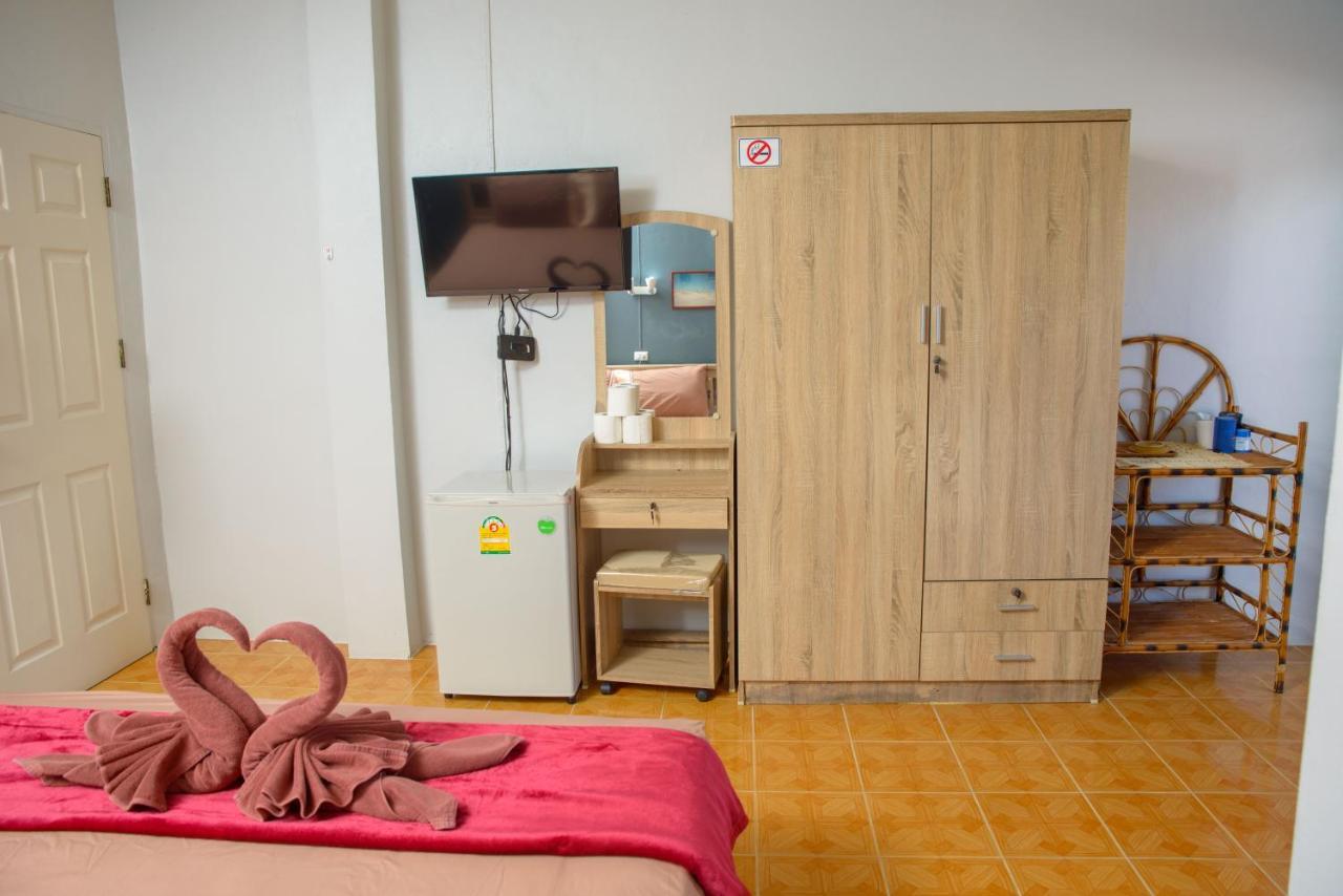 2 Vikings Guesthouse Karon Ngoại thất bức ảnh