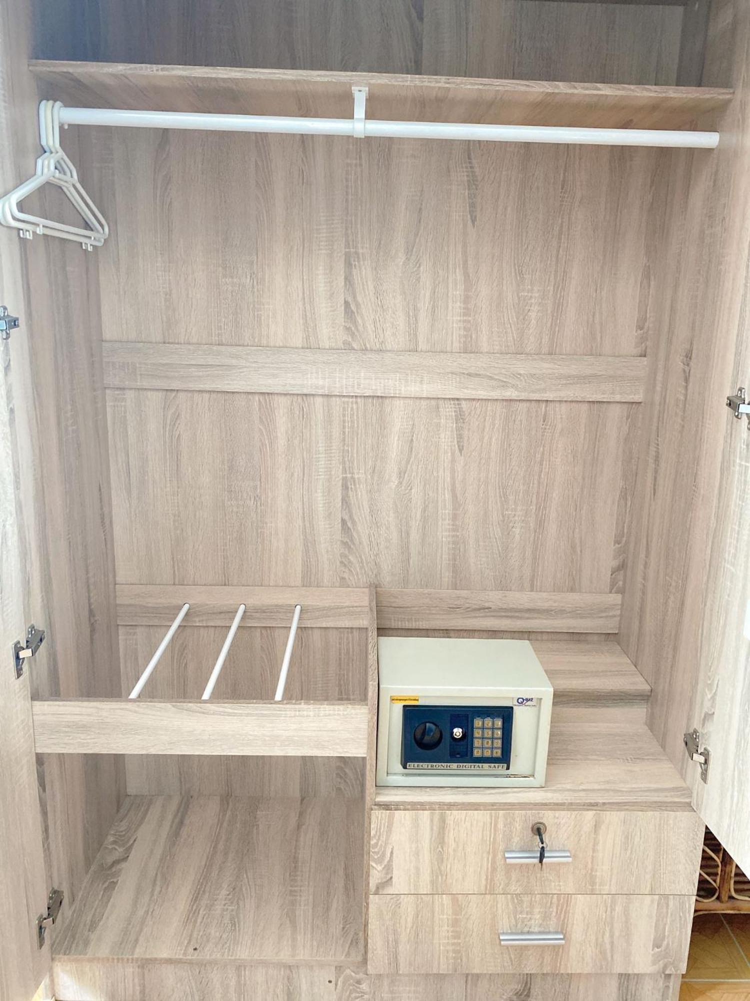 2 Vikings Guesthouse Karon Ngoại thất bức ảnh