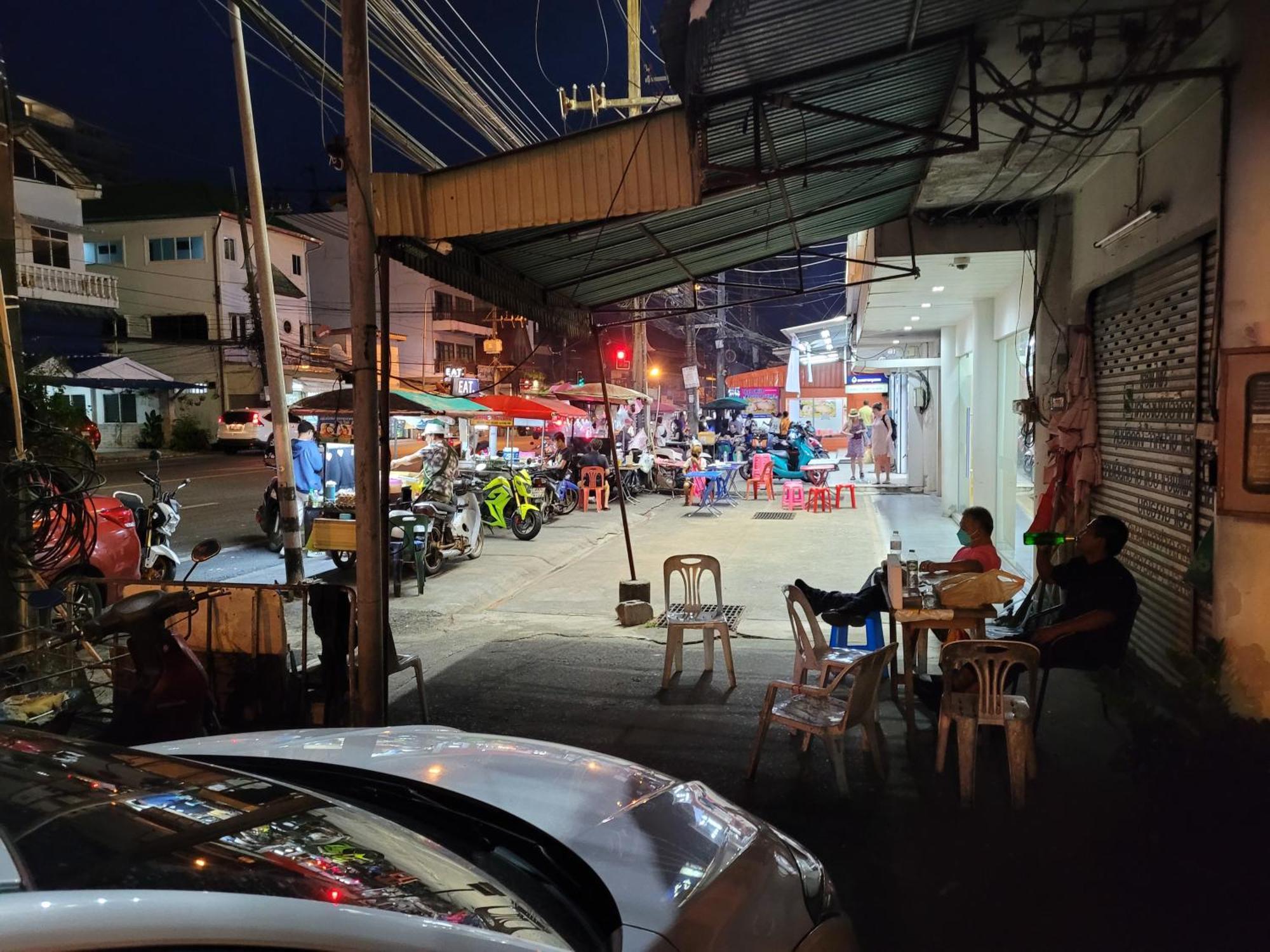 2 Vikings Guesthouse Karon Ngoại thất bức ảnh
